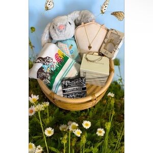 Christian Dior Makeup Bag with D’or24k night cream plus Accessories